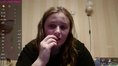 Snapshot of light_lunaa chatting on 6, 2, 2026 light_lunaa online show from 6, 2, 2026