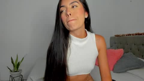 Snapshot of lightshine_ chatting on 21, 5, 2026 Maddie online show from 21, 5, 2026