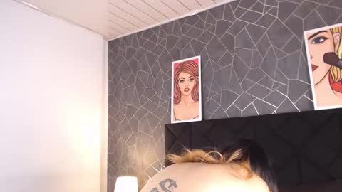 Snapshot of liia_tomson chatting on 16, 4, 2026 lia online show from 16, 4, 2026