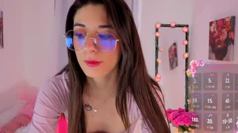 Snapshot of liiaa__7 chatting on 27, 6, 2026 liiaa online show from 27, 6, 2026