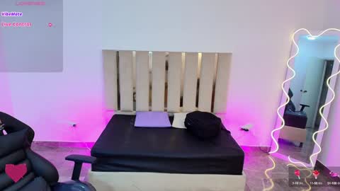 LIAH  online show from 23, 1, 2025