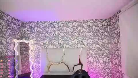 LIAH  online show from 21, 2, 2025