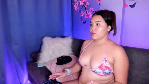 Lia Palmer online show from 6, 2, 2026