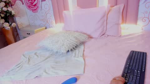 LIILY online show from 11, 1, 2025