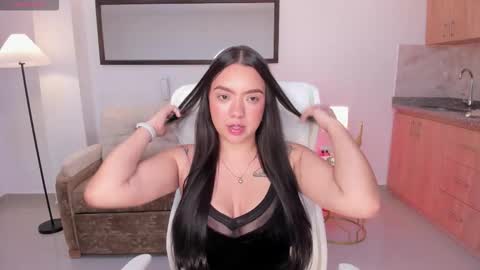 liilylux online show from 5, 10, 2025