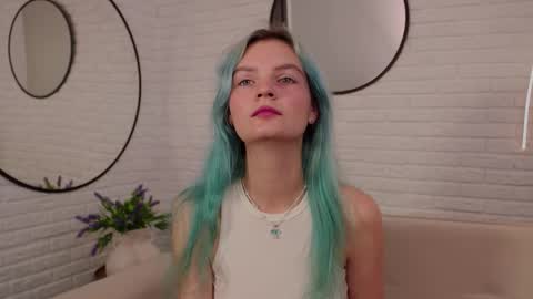 Snapshot of lika_sky chatting on 5, 10, 2025 lika_sky online show from 5, 10, 2025