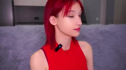 Snapshot of likalens chatting on 23, 9, 2025 Emi online show from 23, 9, 2025