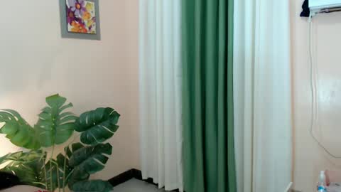 Snapshot of likliklicklengleng chatting on 11, 3, 2025 Leng online show from 11, 3, 2025