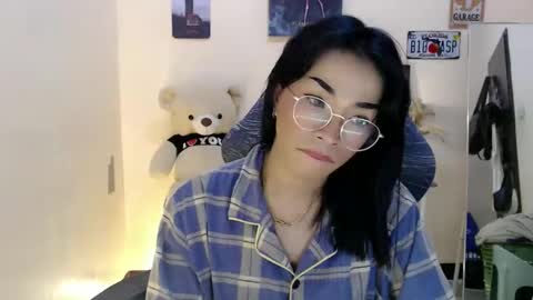 Snapshot of likliklicklengleng chatting on 7, 1, 2026 Leng online show from 7, 1, 2026