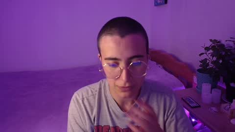 im MIA  -- MY OF is catsito3 online show from 11, 1, 2025