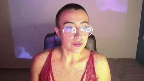 im MIA  -- MY OF is catsito3 online show from 22, 2, 2025
