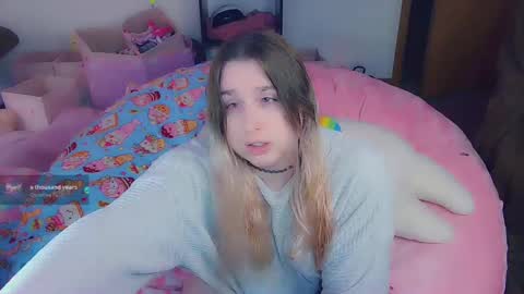 Snapshot of lil_alison_heart chatting on 12, 2, 2025 Lil Alison Heart online show from 12, 2, 2025