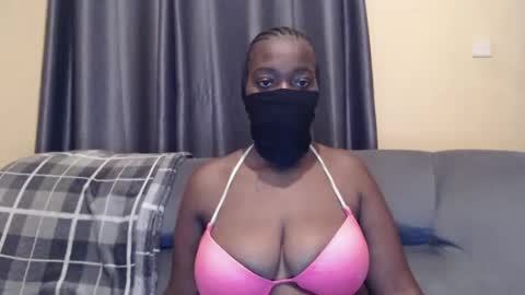 Snapshot of lil_cutiee chatting on 2, 3, 2025 Lilcutiee online show from 2, 3, 2025