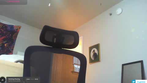 Snapshot of lil_gem chatting on 20, 9, 2025 lil gemmie online show from 20, 9, 2025