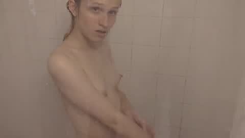 Snapshot of lil_gem chatting on 25, 10, 2025 lil gemmie online show from 25, 10, 2025