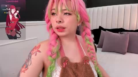 Snapshot of lil_la_skye chatting on 23, 3, 2026 Lila online show from 23, 3, 2026