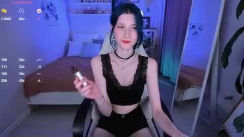 Snapshot of lil_melanie_ chatting on 5, 6, 2026 Melanie Follow me online show from 5, 6, 2026