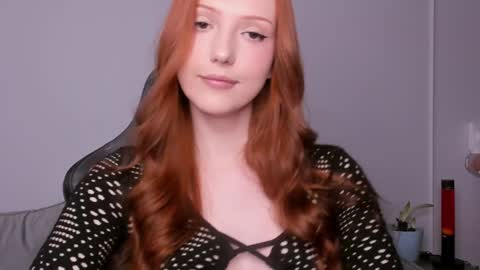 Snapshot of lil_pumpkinpie chatting on 6, 2, 2025 Val online show from 6, 2, 2025