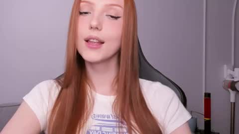 Snapshot of lil_pumpkinpie chatting on 22, 2, 2025 Val online show from 22, 2, 2025