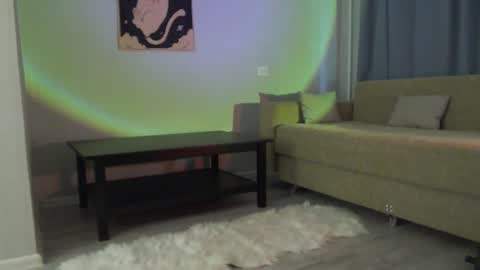 Snapshot of lil_reya chatting on 21, 11, 2025 INST Lil happines s online show from 21, 11, 2025