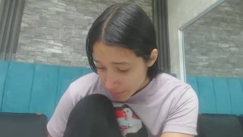 Snapshot of lil_rose2006 chatting on 6, 10, 2025 lil_rose2006 online show from 6, 10, 2025