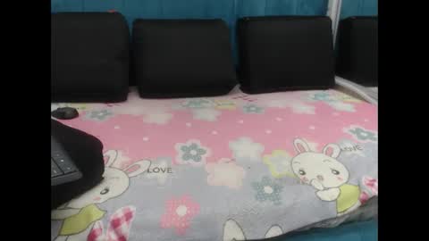 Snapshot of lil_rose2006 chatting on 15, 10, 2025 lil_rose2006 online show from 15, 10, 2025