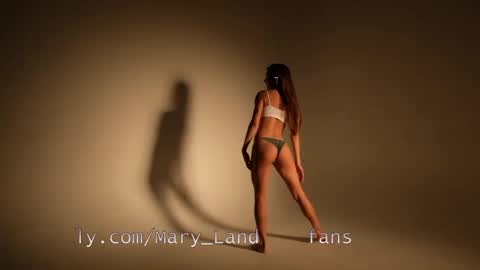 Snapshot of lil_uff chatting on 8, 3, 2026 aka princessmaya online show from 8, 3, 2026