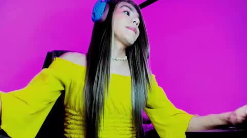 Snapshot of lila_di chatting on 4, 11, 2025 lila_di online show from 4, 11, 2025