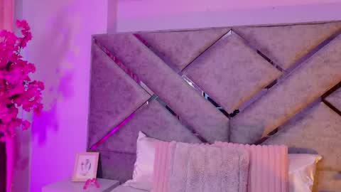 lila noa online show from 7, 2, 2026