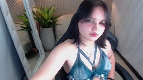 Snapshot of lila_tf chatting on 22, 9, 2025 Lila online show from 22, 9, 2025