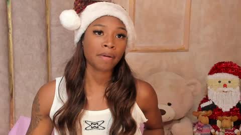 Snapshot of lilabeily chatting on 15, 12, 2024 lila bailey online show from 15, 12, 2024
