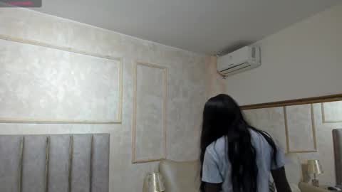 Snapshot of lilabeily chatting on 1, 3, 2025 lila bailey online show from 1, 3, 2025