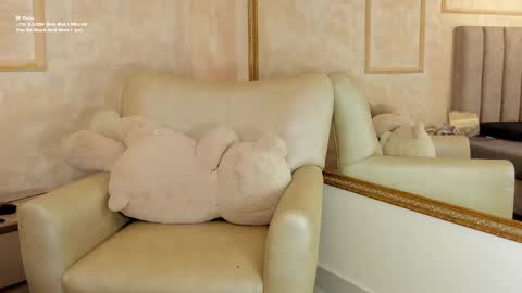 Snapshot of lilabeily chatting on 4, 3, 2025 lila bailey online show from 4, 3, 2025