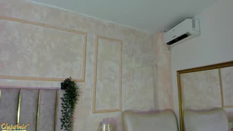 Snapshot of lilabeily chatting on 8, 9, 2025 lila bailey online show from 8, 9, 2025