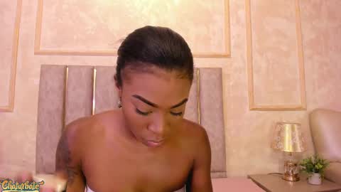 lila bailey  online show from 12, 9, 2025