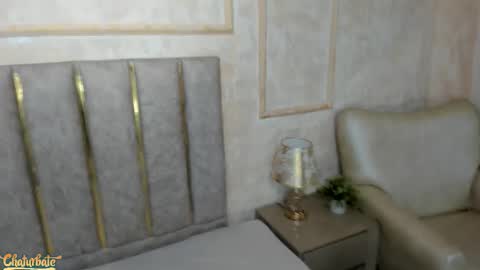 lila bailey  online show from 18, 10, 2025