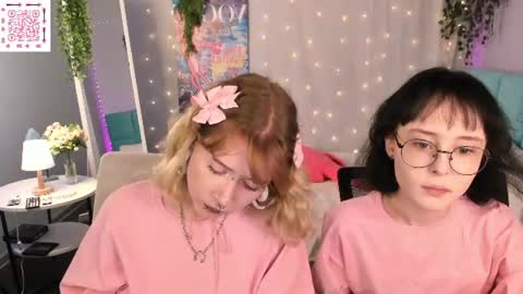 Snapshot of lilac_muse chatting on 21, 6, 2026 Lili online show from 21, 6, 2026