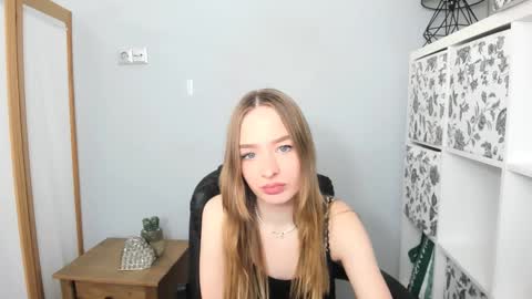 LiliaDesire online show from 9, 1, 2025