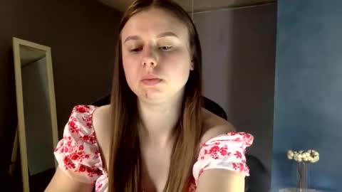 Snapshot of lilae37yis chatting on 22, 9, 2025 Lily online show from 22, 9, 2025