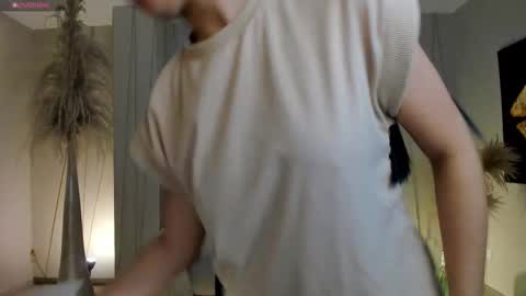 Snapshot of lilawest chatting on 6, 10, 2025 Lila West online show from 6, 10, 2025