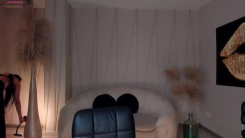 Snapshot of lilawest chatting on 9, 10, 2025 Lila West online show from 9, 10, 2025