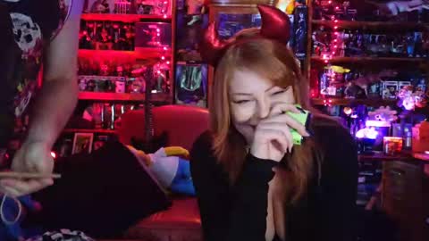 Snapshot of lilbatt chatting on 12, 9, 2025 lilbatt online show from 12, 9, 2025