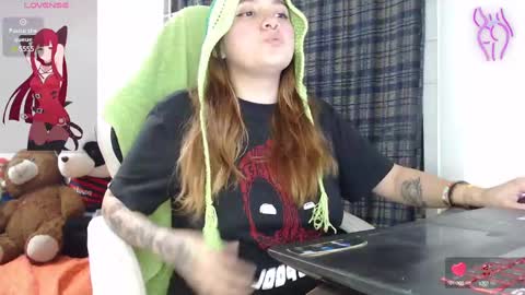 Snapshot of lilbettyhoe chatting on 20, 2, 2025 lilbettyhoe online show from 20, 2, 2025