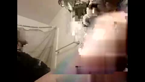 Snapshot of lilbratty_clouds_ogpuffdragon chatting on 20, 10, 2025 lilbratty_clouds_ogpuffdragon online show from 20, 10, 2025