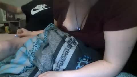 Snapshot of lilbunnyandace chatting on 25, 4, 2026 HarleyquinnandAce online show from 25, 4, 2026