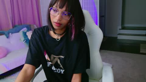 Snapshot of lileviemarie chatting on 23, 1, 2025 evie online show from 23, 1, 2025