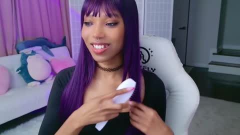 Snapshot of lileviemarie chatting on 9, 9, 2025 evie online show from 9, 9, 2025
