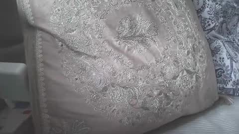 Snapshot of lilginge1 chatting on 2, 10, 2025 lilginge1 online show from 2, 10, 2025