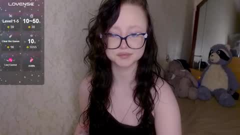 Nika and Lori online show from 18, 2, 2025