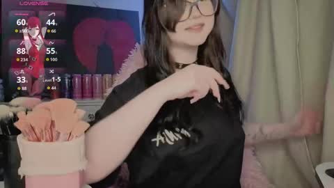 Nika and Lori online show from 13, 5, 2026